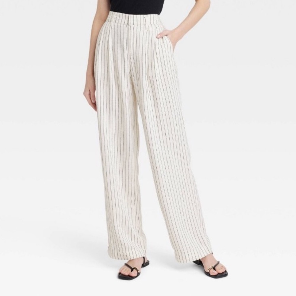 A new day, high-rise linen pleated front